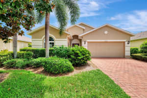 24774 BONIFAY PLACE, VENICE, FL 34293 Sold 04/17/25