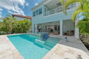 7742 HOLIDAY DRIVE, SARASOTA, FL 34231 Sold 01/13/25