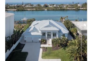 303 BAYSHORE ROAD, NOKOMIS, FL 34275 Sold 01/27/25