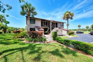 925 CAPRI ISLES BOULEVARD, VENICE, FL 34292 Sold 01/17/25