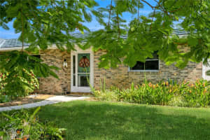 1220 POPLAR AVENUE, VENICE, FL 34285 Sold 01/24/25