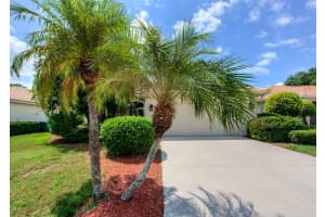 402 PINEWOOD LAKE DRIVE, VENICE, FL 34285 Sold 11/21/24