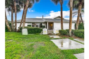 1023 RIVER OAKS COURT, VENICE, FL 34293 Sold 01/13/25