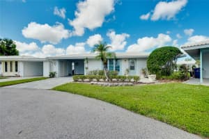 517 CIRCLEWOOD DRIVE, VENICE, FL 34293 Sold 04/11/25