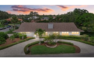 322 YACHT HARBOR DRIVE, OSPREY, FL 34229 Sold 09/27/24