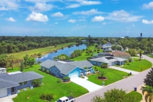 560 BELLAIRE DRIVE, VENICE, FL 34293 Sold 10/16/24