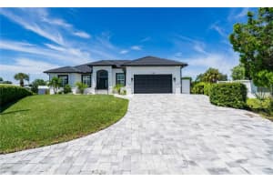 729 LESIA DRIVE, NOKOMIS, FL 34275 Sold 10/21/24