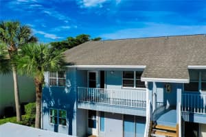 880 BIRD BAY DRIVE, VENICE, FL 34285 Sold 01/28/25