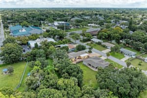 2729 ARLINGTON STREET, SARASOTA, FL 34239 Sold 11/26/24