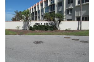 220 SANTA MARIA STREET, VENICE, FL 34285 Sold 05/19/25