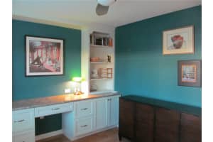 220 SANTA MARIA STREET, VENICE, FL 34285 Sold 05/19/25