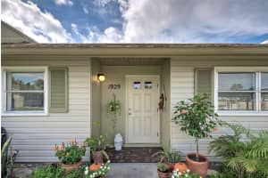 1929 SETTLEMENT ROAD, VENICE, FL 34285 Sold 04/17/25