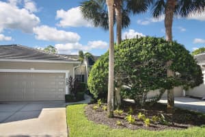 857 TARTAN DRIVE, VENICE, FL 34293 Sold 04/15/25
