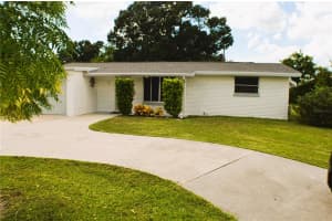 205 VENICE EAST BOULEVARD, VENICE, FL 34293 Sold 04/01/25