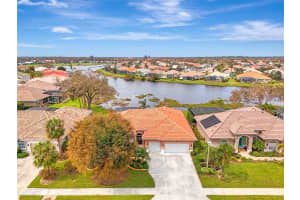 524 LAKE OF THE WOODS DRIVE, VENICE, FL 34293 Sold 12/12/24