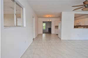 255 SHAMROCK BOULEVARD, VENICE, FL 34293 Sold 04/10/25