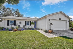 6738 BRENTFORD ROAD, SARASOTA, FL 34241 - MLS#MFRN6134976