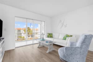 210 SANTA MARIA STREET, VENICE, FL 34285 Sold 05/15/25