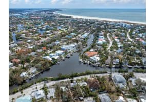 671 AVENIDA DEL NORTE, SARASOTA, FL 34242 Sold 01/30/25