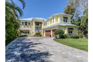 2509 BAYSHORE ROAD, NOKOMIS, FL 34275 Sold 02/28/25