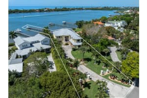 2509 BAYSHORE ROAD, NOKOMIS, FL 34275 Sold 02/28/25