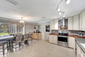 2338 LEEWYNN DRIVE, SARASOTA, FL 34240 Sold 12/13/24