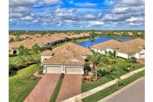 21657 AVON PARK COURT, VENICE, FL 34293 Sold 02/07/25
