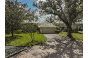 272 SOUTHAMPTON DRIVE, VENICE, FL 34293 Sold 01/27/25