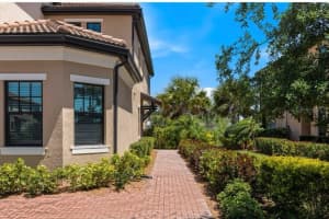 10055 CROOKED CREEK DRIVE, VENICE, FL 34293 Sold 08/29/25