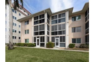 200 THE ESPLANADE N #C17, VENICE, FL 34285 Sold 05/09/25
