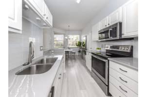 201 AUBURN LAKES CIRCLE, VENICE, FL 34292 Sold 12/27/24