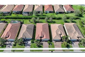 19313 YELLOWTAIL COURT, VENICE, FL 34292 Sold 04/16/25
