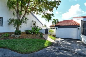 784 SARABAY ROAD, OSPREY, FL 34229 Sold 08/29/25