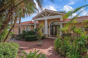 589 FLAMINGO DRIVE, VENICE, FL 34285 Sold 12/27/24