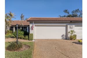 885 COUNTRY CLUB CIRCLE, VENICE, FL 34293 Sold 03/19/25