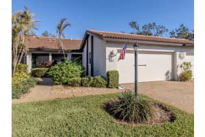 885 COUNTRY CLUB CIRCLE, VENICE, FL 34293 Sold 03/19/25