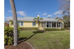 104 SUNRISE DRIVE, NOKOMIS, FL 34275 Sold 06/12/25