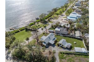 104 SUNRISE DRIVE, NOKOMIS, FL 34275 Sold 06/12/25