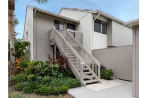 610 BIRD BAY DRIVE, VENICE, FL 34285 Sold 12/20/24