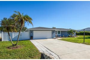 735 CUMBERLAND ROAD, VENICE, FL 34293 Sold 03/19/25