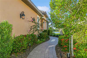 5837 SEMOLINO STREET, NOKOMIS, FL 34275 Sold 04/16/25