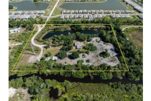 2327 EWING DRIVE, VENICE, FL 34292 - MLS#MFRN6135701