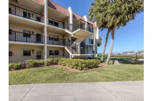 260 SANTA MARIA STREET, VENICE, FL 34285 Sold 03/28/25