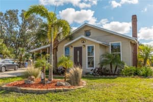 716 GROVELAND AVENUE, VENICE, FL 34285 Sold 03/07/25