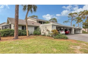 405 PINEBROOK CRESCENT, VENICE, FL 34285 Sold 04/23/25
