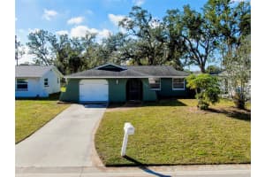 1323 KAREN DRIVE, VENICE, FL 34285 Sold 05/02/25