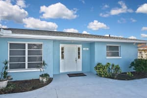 413 GULF DRIVE, VENICE, FL 34285 Sold 01/23/25