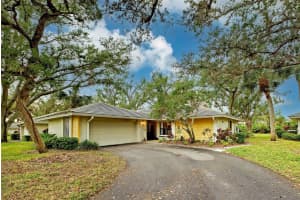 263 SOUTHAMPTON DRIVE, VENICE, FL 34293 - MLS#MFRN6135882
