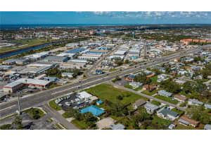 601 US HIGHWAY 41 BYPASS, VENICE, FL 34285 - MLS#MFRN6135911