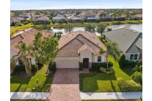 2049 MESIC HAMMOCK WAY, VENICE, FL 34292 - MLS#MFRN6135915